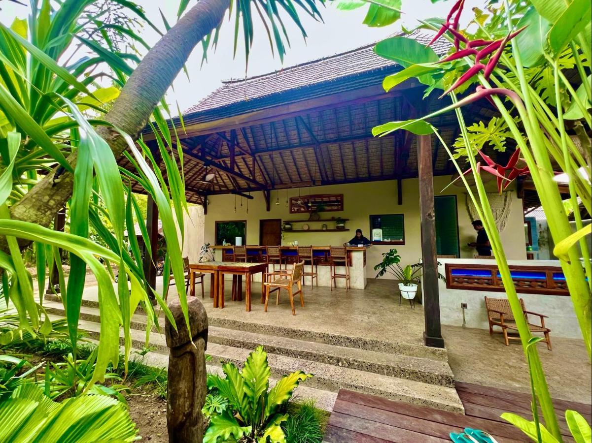 Jati Kuta Lombok Hotel Exterior foto